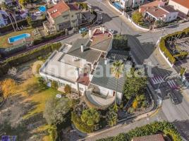 Houses (detached house), 998 m², near bus and train, MAS BOSCÀ