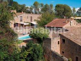 Casa (unifamiliar aislada), 1324 m², cerca de bus y tren