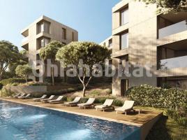 Flat, 215 m², near bus and train, new