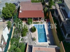Houses (villa / tower), 290 m², Avenida Montseny