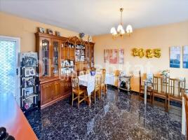 Casa (unifamiliar adosada), 185 m², Zona