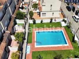 Houses (terraced house), 114 m², Zona
