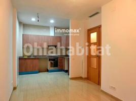 Piso, 82 m², seminuevo, Zona