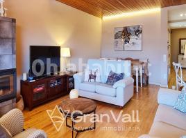 Duplex, 151 m², near bus and train