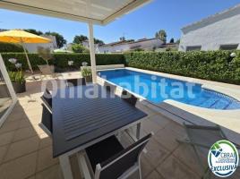 (xalet / torre), 139 m², Calle Montseny, 82