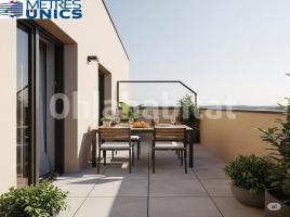 Dúplex, 90 m², cerca de bus y tren, nuevo
