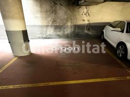 Louer , 10 m², Zona
