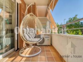 Flat, 133 m², almost new, Zona