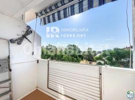 Apartament, 36 m², Zona