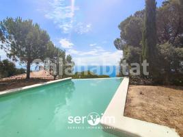 Casa (chalet / torre), 326 m², seminuevo, Calle GI-682, 9