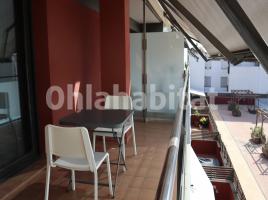 Duplex, 169 m², near bus and train, almost new