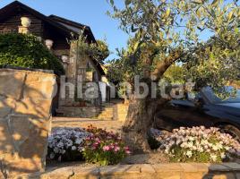 Houses (villa / tower), 82 m², Avenida MARISTANY