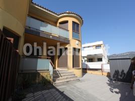 Casa (unifamiliar adossada), 150 m², seminou, Calle Llastres