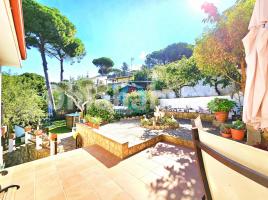 Casa (xalet / torre), 219 m²