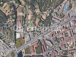 , 750 m²