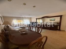 Flat, 103 m², almost new, Zona