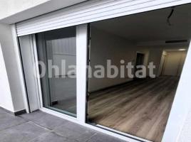 Pis, 68600 m², prop de bus i tren, Calle d'Artur Costa, 25