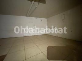 For rent business premises, 102 m², near bus and train, Avenida del Carrilet, 68