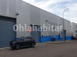 Nave industrial, 1560 m², Zona