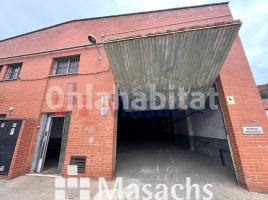 Industrial, 907 m², Zona