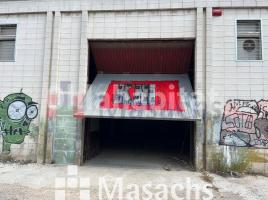 Nau industrial, 920 m², Zona