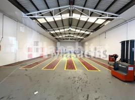 Industrial, 380 m², Zona