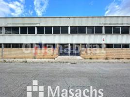 Louer , 4501 m², Zona