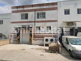 Nau industrial, 570 m², Zona