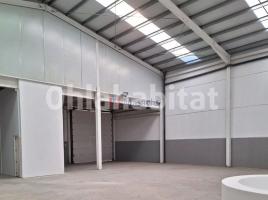 Nave industrial, 1079 m², Zona
