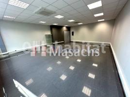 Louer , 66 m², Zona