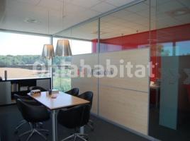 Louer , 100 m², Zona