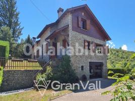 Houses (detached house), 420 m², near bus and train
