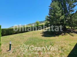Houses (detached house), 420 m², near bus and train