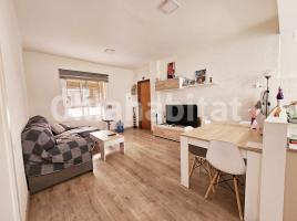 Flat, 65 m², near bus and train, Calle de Travau