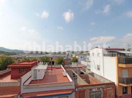 Piso, 190 m², Calle del Cadí