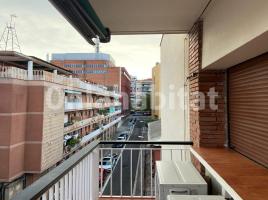 Lloguer pis, 70 m², prop bus i metro, Les Corts