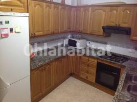 Flat, 112 m², near bus and train,  (Les Roquetes) 