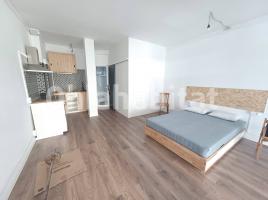 Lloguer loft, 35 m², prop de bus i tren