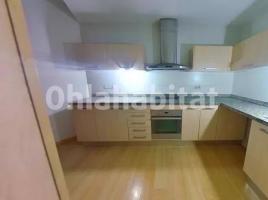 Pis, 97 m², prop de bus i tren, seminou