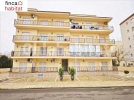 Apartamento, 57 m², cerca de bus y tren