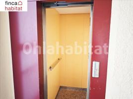 Apartamento, 57 m², cerca de bus y tren