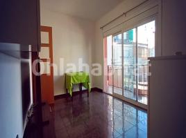 Flat, 53 m², near bus and train