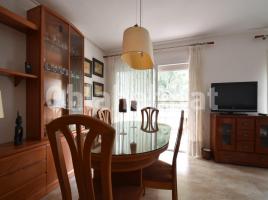 Piso, 101 m², cerca de bus y tren
