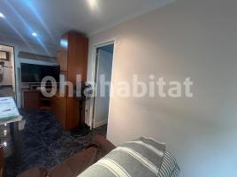 Piso, 61 m², cerca de bus y tren