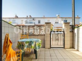 Houses (detached house), 60 m², near bus and train, Riells