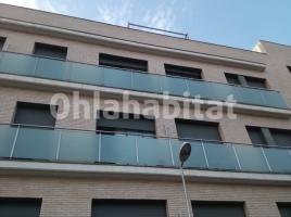 Louer àtic, 52 m², près de bus et de train, nouveau