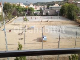 Louer àtic, 52 m², près de bus et de train, nouveau