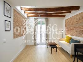 Piso, 43 m², cerca bus y metro
