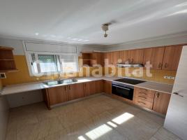 Casa (unifamiliar adosada), 470 m², seminuevo