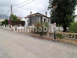 Houses (detached house), 120 m², near bus and train